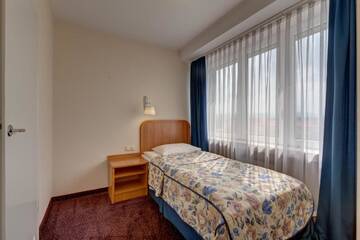 Фото номера Одноместный номер эконом-класса Отель Hotel Beskid г. Новы-Сонч 6