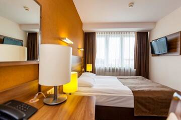 Фото номера Стандартный семейный номер Отель Hotel Beskid г. Новы-Сонч 2