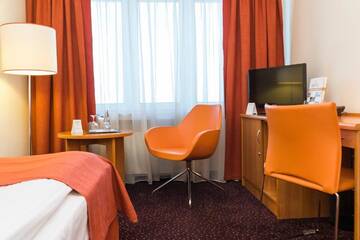 Фото номера Одноместный номер Отель Hotel Beskid г. Новы-Сонч 3