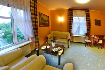 Фото номера Люкс Отель Hotel Panorama Nowy Sącz г. Новы-Сонч 2